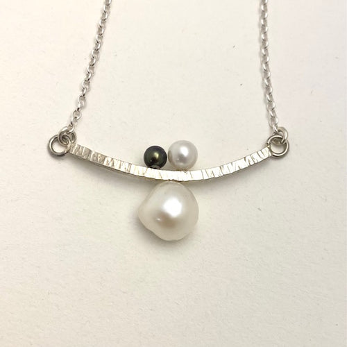 Silver Balanced Pearl Necklace