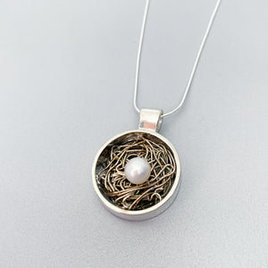 Nested Pearl Necklace