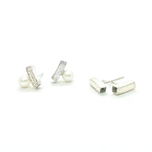 Load image into Gallery viewer, Balance Petite Stud Earrings