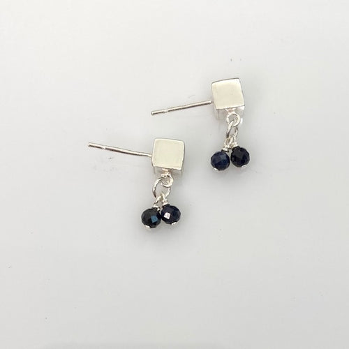 Square Stud Earrings with Mini Sapphires
