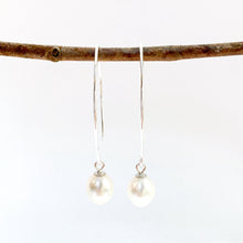 Load image into Gallery viewer, Pearl Drop Earrings
