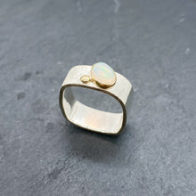 Load image into Gallery viewer, Opal Bezel Ring Size 11-11.5