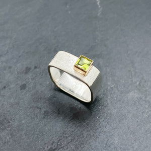 Peridot Bezel Ring Size 11-11.5