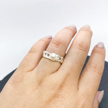 Load image into Gallery viewer, Skinny Woven Basket Pearl Ring