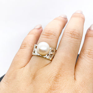 Woven Basket Large Pearl Ring