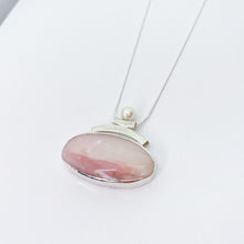 Load image into Gallery viewer, Pink Agate Necklace