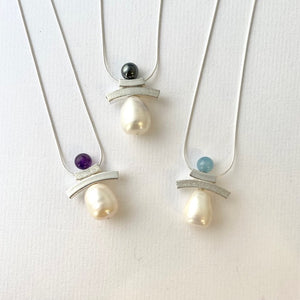 Balance Inukshuk Aquamarine Pearl Necklace