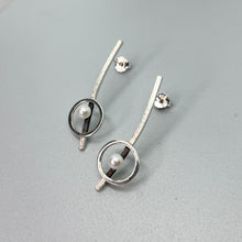 Load image into Gallery viewer, Dancing Orbit Stud Earrings