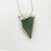 Load image into Gallery viewer, Chinese Jade Necklace