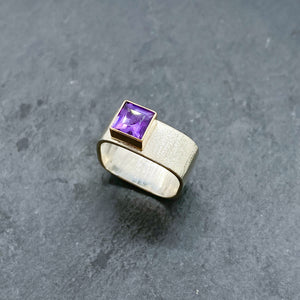 Amethyst Bezel Ring Size 7.5-8