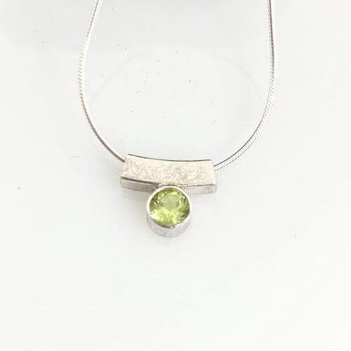 Balance Birthstone Peridot Necklace