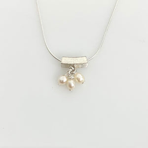 Balance Birthstone Peridot Slider Necklace