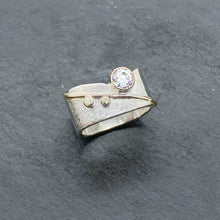 Load image into Gallery viewer, CZ Diamond Blossom Ring