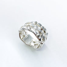 Load image into Gallery viewer, Chunky Woven Basket Ring