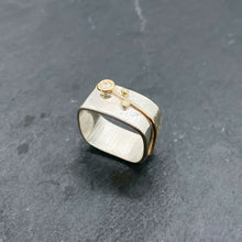 Load image into Gallery viewer, Spring Stacking Diamond Bezel Ring Size 6-6.5