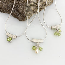 Load image into Gallery viewer, Balance Birthstone Peridot Necklace