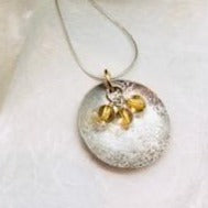 Load image into Gallery viewer, Scribbled Shell Disc Necklace with Citrine