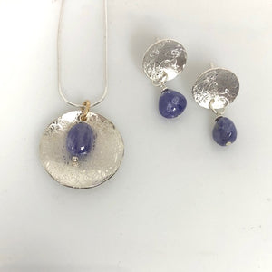 Scribbled Shell with Tanzanite Necklace