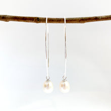 Load image into Gallery viewer, Pearl Drop Earrings