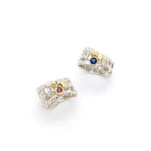 Load image into Gallery viewer, Woven Basket Gold Cluster Ring with Sapphire