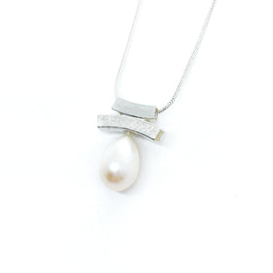 Balance Pearl Double Slider Necklaces