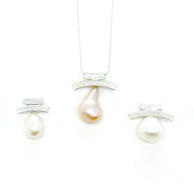 Load image into Gallery viewer, Balance Pearl Double Slider Necklaces