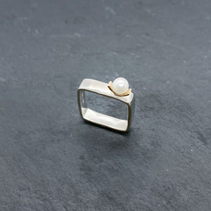 Medium Pearl & Gold Square Stacking Rings