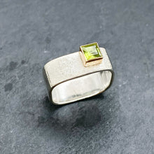 Load image into Gallery viewer, Peridot Bezel Ring Size 11-11.5