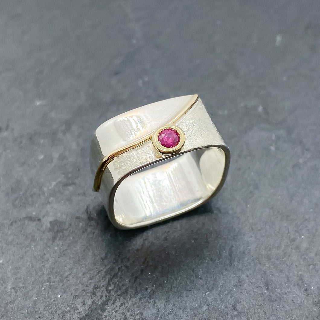 Ruby Bezel Ring Size 8