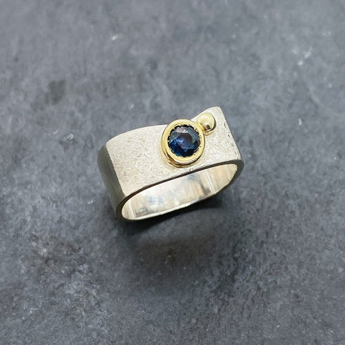 Blue Sapphire Bezel Ring Size 6
