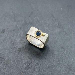 Blue Sapphire Bezel Ring Size 6