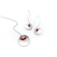 Load image into Gallery viewer, Scribbled Shell with Ruby Necklace