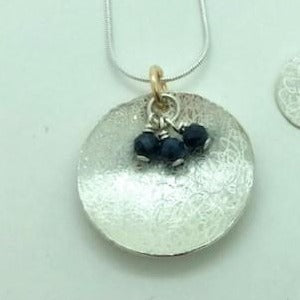 Scribbled Shell with Sapphire Necklace