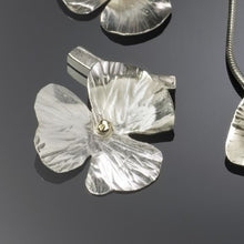 Load image into Gallery viewer, Spring Flowers Slider Necklace