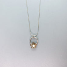 Load image into Gallery viewer, Pearl Flower Orbit Necklace