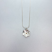 Load image into Gallery viewer, Petite Hammered Flower Necklace