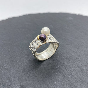 Woven Basket Twin Pearl Ring