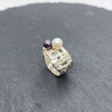 Load image into Gallery viewer, Woven Basket Twin Pearl Ring