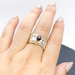 Woven Basket Twin Pearl Ring