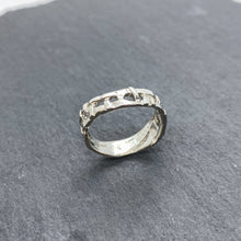 Load image into Gallery viewer, Skinny Plain Woven Basket Rings